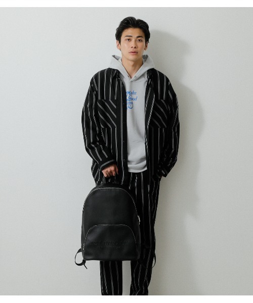 AZUL by moussy（アズールバイマウジー）の「AZUL EMBOSS BACK PACK/AZULエンボスバックパック（トートバッグ・メンズ・ブラック・FREE）」の3枚目の写真