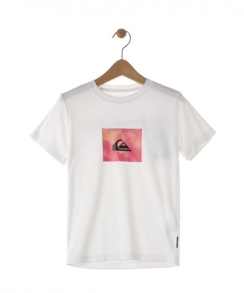 Quiksilver（クイックシルバー）の「MW BOX SS KIDS/クイックシルバーキッズ半袖ラッシュガード(水着)（ラッシュガード・キッズ・ホワイト/ブラック/ブルー/ベージュ・110/150/140/160/120/130）」の2枚目の写真