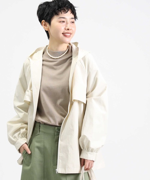 HONEYSUCKLE ROSE（ハニーサックルローズ）の「【HONEYSUCKLE ROSE】フラップ付きブルゾン（マウンテンパーカー・レディース・オフホワイト/ベージュ・L/M）」の2枚目の写真