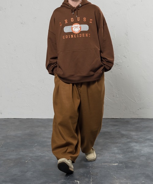 kutir（クティール）の「ブルドッグ刺繍カレッジロゴパーカー（パーカー・メンズ・ライトグレー/ダークブラウン/グリーン・MEDIUM/LARGE）」の14枚目の写真