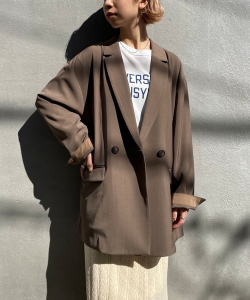 CIAOPANIC（チャオパニック）の「バックスリットテーラードジャケット（テーラードジャケット・レディース・ライトグレー/ブラウン/ベージュ・SMALL/MEDIUM）」の4枚目の写真