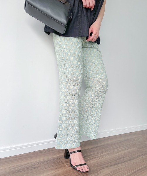 JUNOAH（ジュノア）の「フラワーレースイージーパンツ（その他パンツ・レディース・ホワイト/ブラック/ブルー系その他/ベージュ系その他・LARGE/MEDIUM）」の22枚目の写真