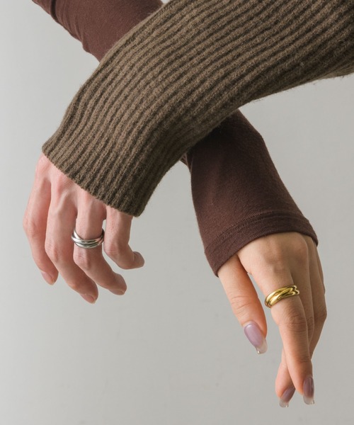 muku（ムク）の「金属アレルギー対応 トリオリング/サージカルステンレス/316L（リング・レディース・シルバー/ゴールド/シルバー×ゴールド/ゴールド系1・11/13/9）」の6枚目の写真