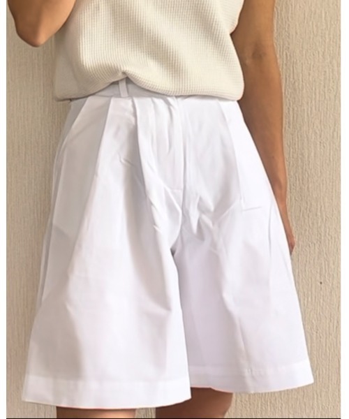 Ritzy（リッツィー）の「タック入りショートパンツ（その他パンツ・レディース・ホワイト/ブラック/グリーン・S/M/L）」の5枚目の写真