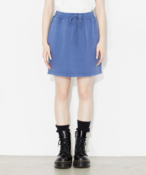 X-girl(エックスガール)の「PIGMENT DYED SWEAT MINI SKIRT(スカート・レディース・ブラック/バーガンディー/ネイビー・M/S)」の3枚目の写真