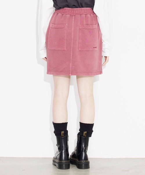 X-girl(エックスガール)の「PIGMENT DYED SWEAT MINI SKIRT(スカート・レディース・ブラック/バーガンディー/ネイビー・M/S)」の5枚目の写真