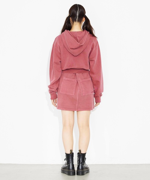 X-girl(エックスガール)の「PIGMENT DYED SWEAT MINI SKIRT(スカート・レディース・ブラック/バーガンディー/ネイビー・M/S)」の7枚目の写真