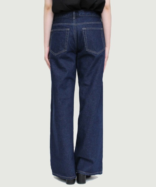 STYLEBLOCK（スタイルブロック）の「デニムバギーローライズパンツ（デニムパンツ・レディース・ライトブルー/ネイビー・M/S）」の6枚目の写真