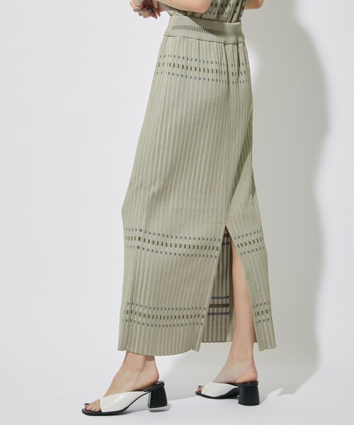 CITY TOKYO(シティトウキョウ)の「カラーラインナローニットスカート(スカート・レディース・ベージュ/ネイビー/グリーン・1/2)」の5枚目の写真