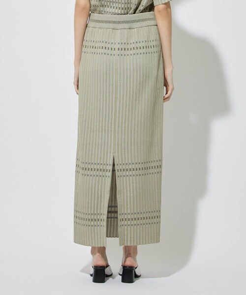 CITY TOKYO(シティトウキョウ)の「カラーラインナローニットスカート(スカート・レディース・ベージュ/ネイビー/グリーン・1/2)」の14枚目の写真