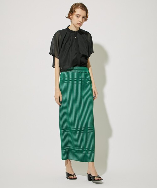 CITY TOKYO(シティトウキョウ)の「カラーラインナローニットスカート(スカート・レディース・ベージュ/ネイビー/グリーン・1/2)」の20枚目の写真