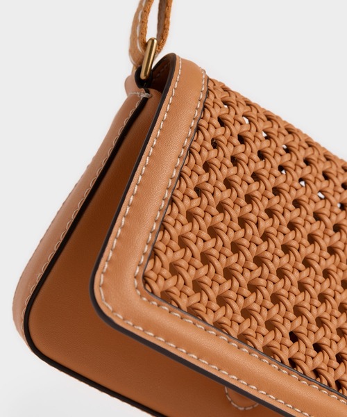 CHARLES & KEITH（チャールズ & キース）の「セシリー ウーブン