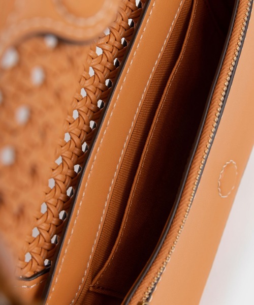 CHARLES & KEITH（チャールズ & キース）の「セシリー ウーブン
