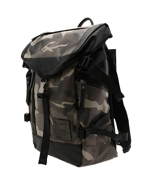 VENCEEXCHANGE（ヴァンスエクスチェンジ）の「LARKINSラーキンス B ATTACKSAC             （バックパック/リュック・メンズ・ブラック/ダークグリーン・FREE）」の3枚目の写真