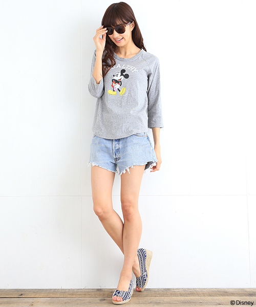 B:MING by BEAMS（ビーミングバイビームス）の「Disney ｜  B:MING / ＜ミッキーマウス＞7分袖Tシャツ（Tシャツ/カットソー・レディース・ブラック/グレー・ONE SIZE）」の3枚目の写真