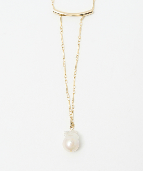 qualite（カリテ）の「バロックパールチャームネックレス（ネックレス・レディース・ゴールド・フリー）」の4枚目の写真
