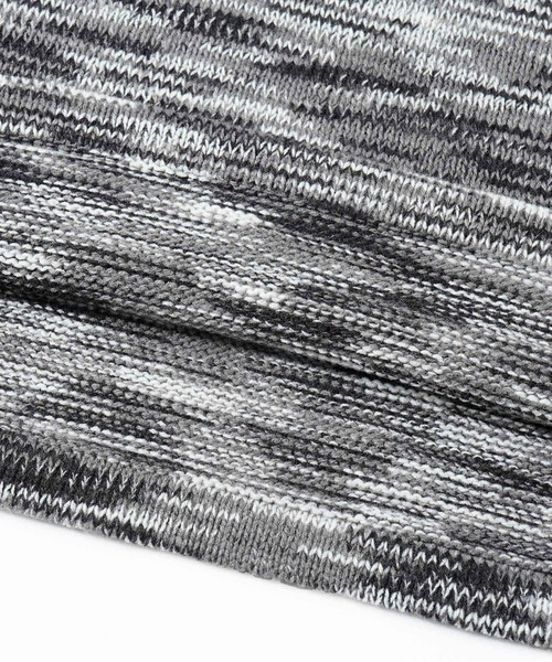 X-girl（エックスガール）の「MELANGE RAGLAN KNIT TOP（ニット/セーター・レディース・ブラック/イエロー/グリーン・ONE SIZE）」の11枚目の写真