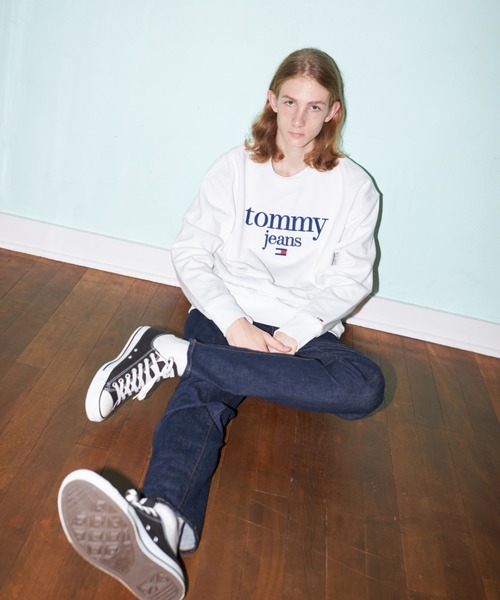 tommy jeans（トミー ジーンズ）の「ロゴエンブロイドトレーナー（スウェット・メンズ・ホワイト/ブラック/バーガンディー・SMALL/MEDIUM/LARGE/X-LARGE）」の15枚目の写真