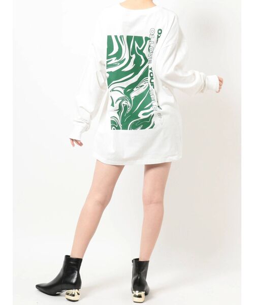 EVRIS(エヴリス)の「バックグラフィックロンT(Tシャツ/カットソー・レディース・ホワイト/ブラック・FREE)」の21枚目の写真