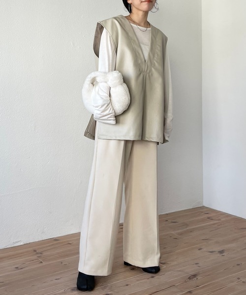 wee9s(ウィークス)の「fake leather vest / フェイクレザーベスト(ベスト・レディース・ホワイト/ブラウン/グリーン/ブラック・FREE)」の5枚目の写真