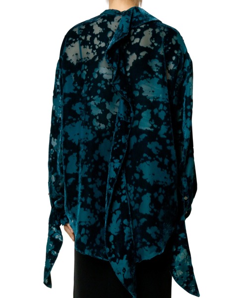 LE CIEL BLEU(ルシェルブルー)の「アブストラクトバーンアウトタイブラウス / Abstract Burnout Tie Blouse(シャツ/ブラウス・レディース・ブラック/グリーン・36)」の4枚目の写真