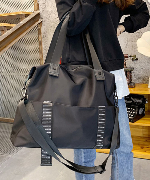 【男女問わずカッコいい】CHANEL ショルダーバッグ ユニセックス CHANEL(シャネル) / ショルダーバッグ/コットン/ブラック