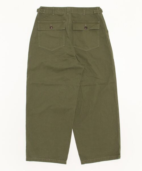 marka（マーカ）の「UTILITY PANTS WIDE（チノパンツ・メンズ・アイボリー/ダークグリーン・1/2）」の13枚目の写真