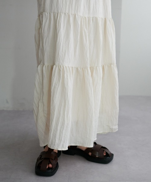 DISCOAT（ディスコート）の「【サイズ展開あり】サテンワッシャーボリュームティアードスカート《WEB限定》（スカート・レディース・ホワイト/ブラック/オフホワイト・FREE/MT/SP）」の7枚目の写真