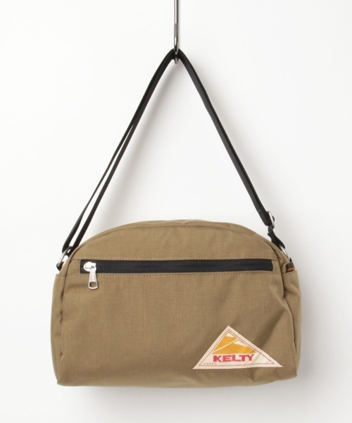 KELTY（ケルティ）の「【KELTY/ケルティ】ラウンドトップショルダーバッグM / ROUND TOP BAG M（ショルダーバッグ・メンズ・ブラック/ブラウン系その他/モカ/タン/ダークグレー/セージグリーン/オリーブ/ネイビー/マスタード・FREE）」の19枚目の写真
