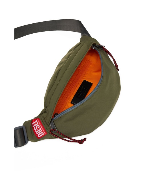 DIESEL（ディーゼル）の「ユニセックス ファブリック ベルトバッグ（ボディバッグ/ウエストポーチ・メンズ・カーキ/ブラック/その他・FREE）」の11枚目の写真