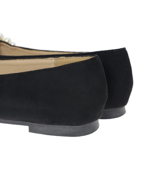 Edit Sheen（エディットシーン）の「ラインパールフラットシューズ（パンプス・レディース・ブラック/グレイッシュベージュ・21.5cm/22.0cm/22.5cm/23.0cm/23.5cm/24.0cm/24.5cm）」の11枚目の写真