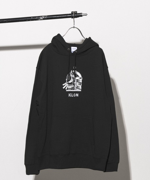 KLON（クローン）の「KLON ILLUSTRATION collab:R11R[beginning]@helmippe PARKA（パーカー・メンズ・ブラック・L size/M size）」の12枚目の写真