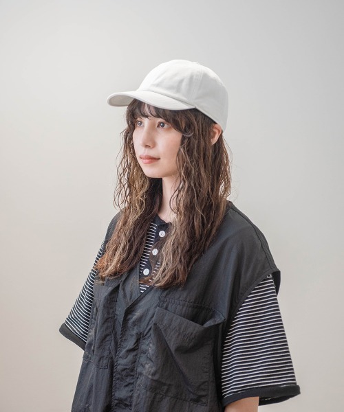 ORNERTE(オルネート)の「ORNERTE BASIC 6P CAP_LOW TYPE 【ユニセックス】深さとサイズが選べるUVカットキャップー浅め-(キャップ・メンズ・ブラック/ベージュ/ダークグレー/ホワイト/ネイビー/ブラウン/オリーブ/ライトベージュ・59cm/56cm/65cm/62cm)」の13枚目の写真