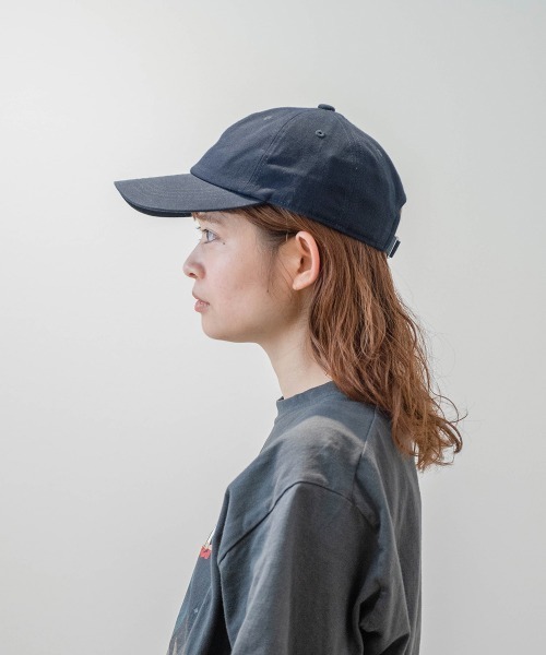 ORNERTE(オルネート)の「ORNERTE BASIC 6P CAP_LOW TYPE 【ユニセックス】深さとサイズが選べるUVカットキャップー浅め-(キャップ・メンズ・ブラック/ベージュ/ダークグレー/ホワイト/ネイビー/ブラウン/オリーブ/ライトベージュ・59cm/56cm/65cm/62cm)」の21枚目の写真