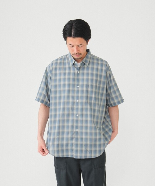 BEAMS(ビームス)の「BEAMS / オンブレチェック イージー シャツ(シャツ/ブラウス・メンズ・グレー/ブルー・S/M/L/XL)」の4枚目の写真
