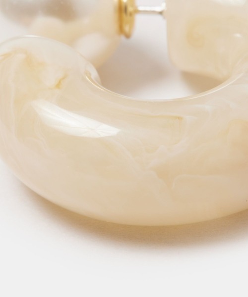 FOREVER 21(フォーエバー トゥエンティーワン)の「マーブルリングピアス(ピアス(両耳用)・レディース・グレー系その他/ブラウン/オフホワイト・FREE)」の5枚目の写真