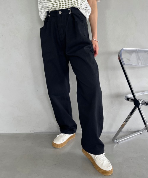 CLEA(クレア)の「タックデザイン ストレートカラーデニムパンツ(デニムパンツ・レディース・ピンク/ホワイト/サックスブルー/ブラック/ブルー・L/M)」の6枚目の写真