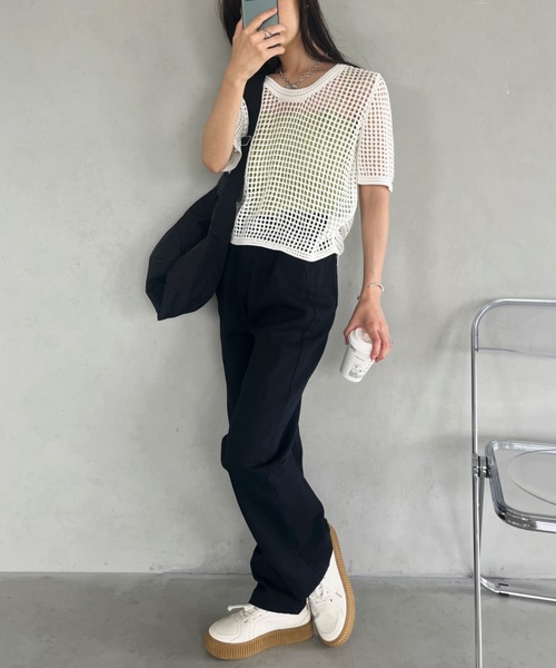 CLEA(クレア)の「タックデザイン ストレートカラーデニムパンツ(デニムパンツ・レディース・ピンク/ホワイト/サックスブルー/ブラック/ブルー・L/M)」の12枚目の写真