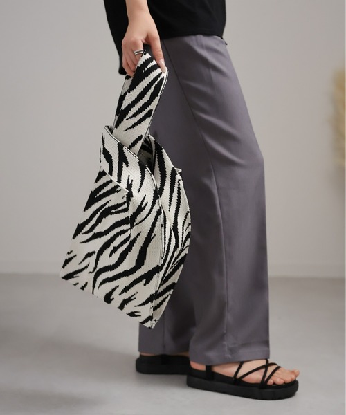 sakishimatokyo（サキシマトーキョー）の「ゼブラ柄ハンドBAG（ハンドバッグ・レディース・オフホワイト/ベージュ・FREE）」の7枚目の写真