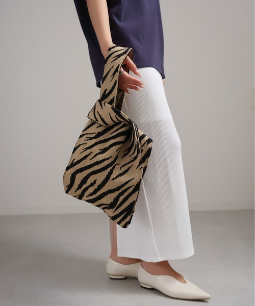 sakishimatokyo（サキシマトーキョー）の「ゼブラ柄ハンドBAG（ハンドバッグ・レディース・オフホワイト/ベージュ・FREE）」の13枚目の写真