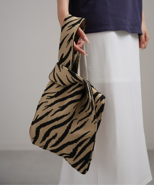 sakishimatokyo（サキシマトーキョー）の「ゼブラ柄ハンドBAG（ハンドバッグ・レディース・オフホワイト/ベージュ・FREE）」の9枚目の写真