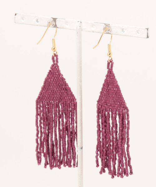 ROSE BUD(ローズバッド)の「(Ink+Alloy)ビーズフリンジピアス(ピアス(両耳用)・レディース・ピンク/ブルー/ゴールド・FREE)」の6枚目の写真