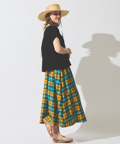 MERLOT（メルロー）の「配色ニットポロトップス（ポロシャツ・レディース・ブラック/ナチュラル・FREE）」の8枚目の写真