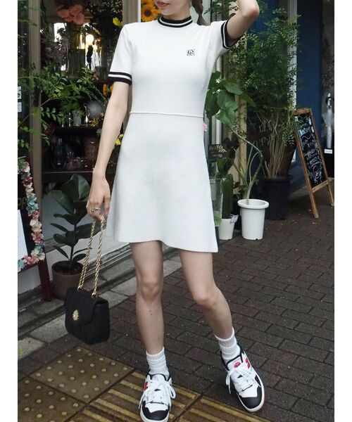 EVRIS（エヴリス）の「ワンポイントフレアーミニワンピース（ワンピース・レディース・ネイビー/ブラック/ホワイト・FREE）」の22枚目の写真