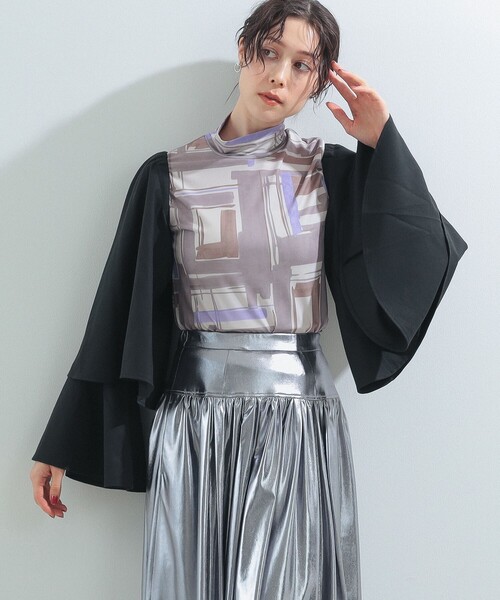 Ray BEAMS（レイビームス）の「Ray BEAMS / フレア アーム ボレロ（カーディガン/ボレロ・レディース・ベージュ/ブラック・ONE SIZE）」の6枚目の写真