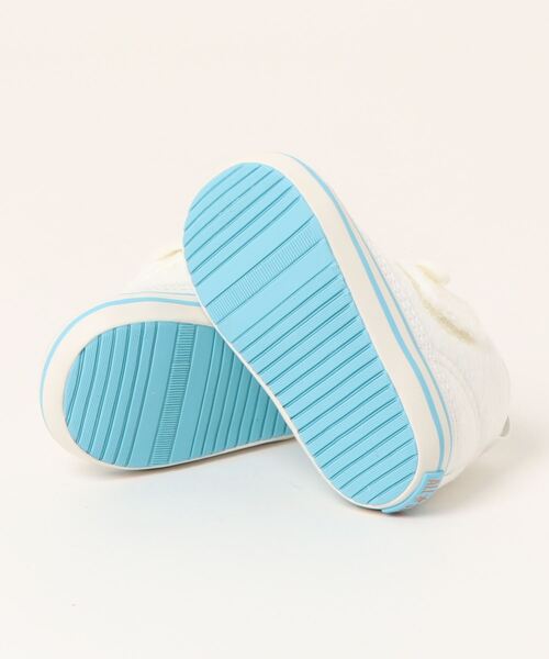 CONVERSE(コンバース)の「converse コンバース BABY ALL STAR N SANRIO V-1【コンバースxサンリオ】ベビーシューズ(ベビーオールスターNサンリオV1) 37302651(スニーカー・キッズ・ピンク/イエロー/ホワイト・13.5cm/15.0cm/14.5cm/12.5cm/12cm/13.0cm/14.0cm)」の5枚目の写真
