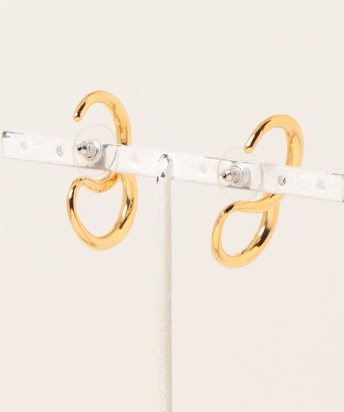 notch.(ノッチ)の「立体デザインピアス(ピアス(両耳用)・レディース・ゴールド/シルバー・ONESIZE)」の3枚目の写真