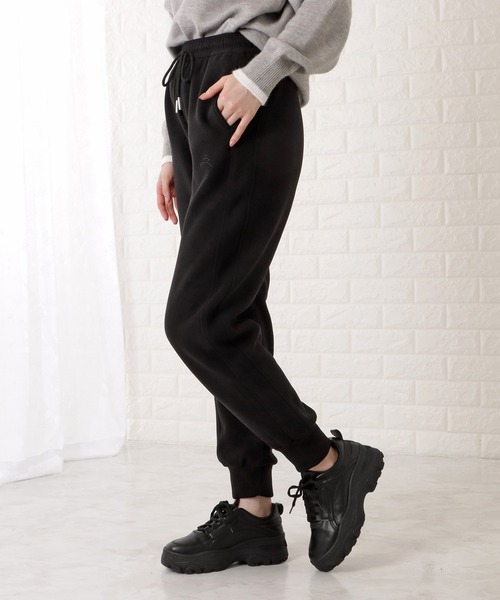 DAYRA(デイラ)の「ワンポイント付ベーシックスウェットパンツ(スウェットパンツ・レディース・グリーン/ブラック/アイボリー/グレー・M/S/XL)」の6枚目の写真