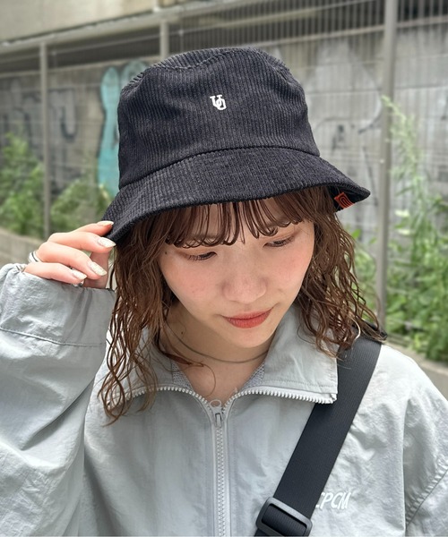 UNIVERSAL OVERALL(ユニバーサルオーバーオール)の「コーデュロイバケハ(ハット・メンズ・アイボリー/ブラック/ブラック系その他/チャコールグレー/サックスブルー/オフホワイト・FREE)」の5枚目の写真