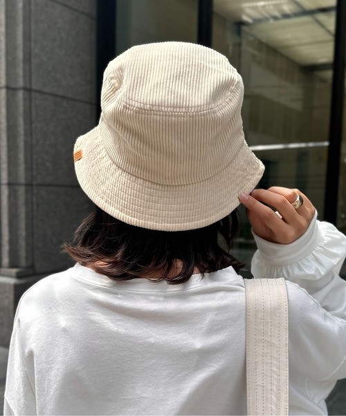 UNIVERSAL OVERALL(ユニバーサルオーバーオール)の「コーデュロイバケハ(ハット・メンズ・アイボリー/ブラック/ブラック系その他/チャコールグレー/サックスブルー/オフホワイト・FREE)」の8枚目の写真